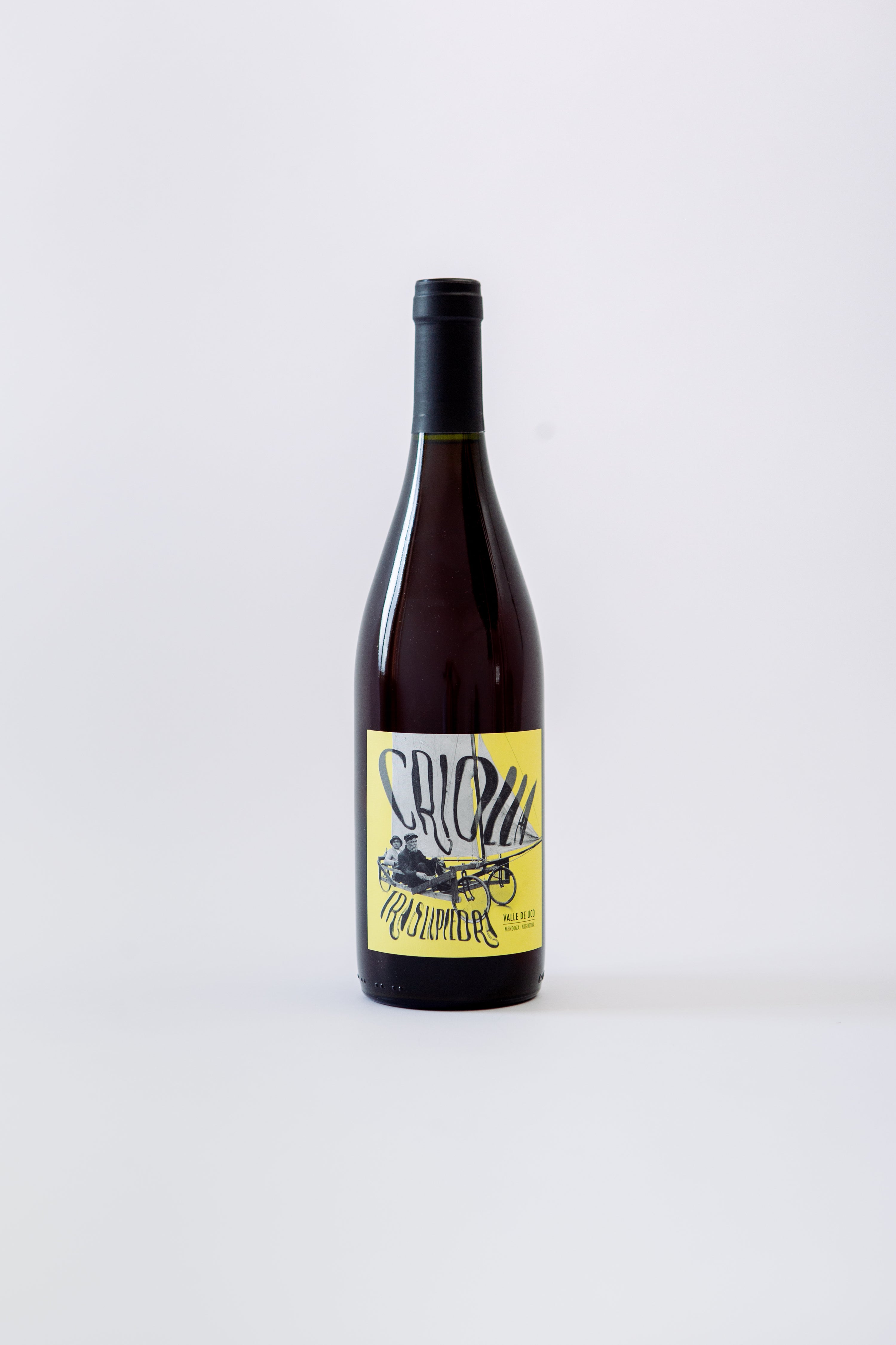 Criolla Tras La Piedra